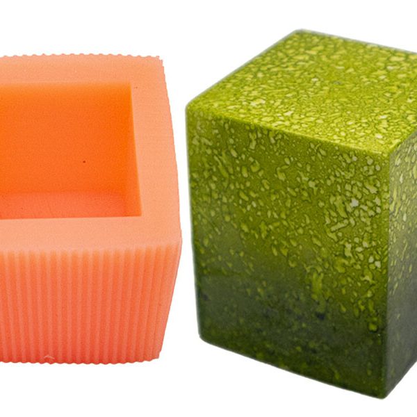 3 Boyutlu Küçük Dikdörtgen Silikon Mum Kalıbı M-229