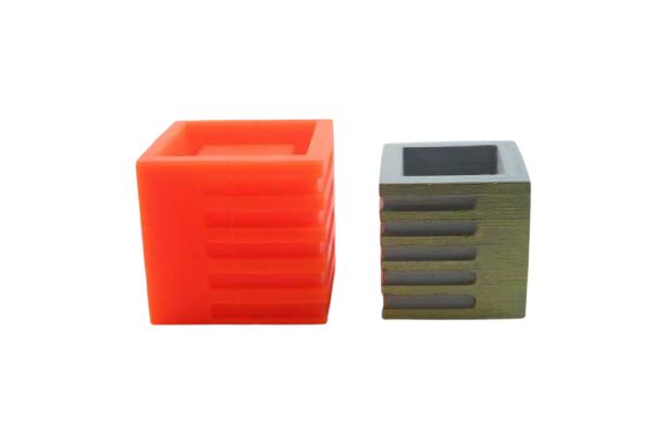 beton-saksi-kalibi-beton-saksi-silikon-kalip-b-45-14594-63-K.jpg Şerit Desen Beton Saksı Silikon Kalıp B-45 - Görsel 1