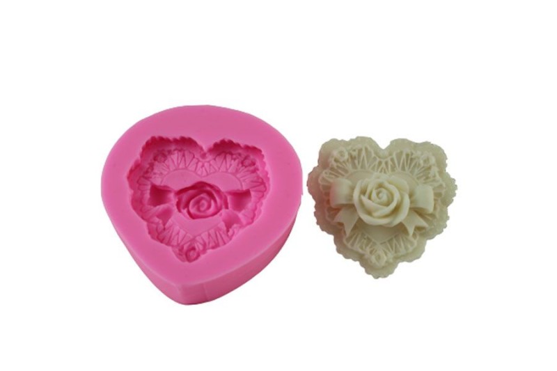 gul-fiyonk-desenli-kalp-silikon-kalibi-ka-14-15511-43-K.jpg Gül Fiyonk Desenli Kalp Silikon Kalıbı KA-14 - Görsel 1