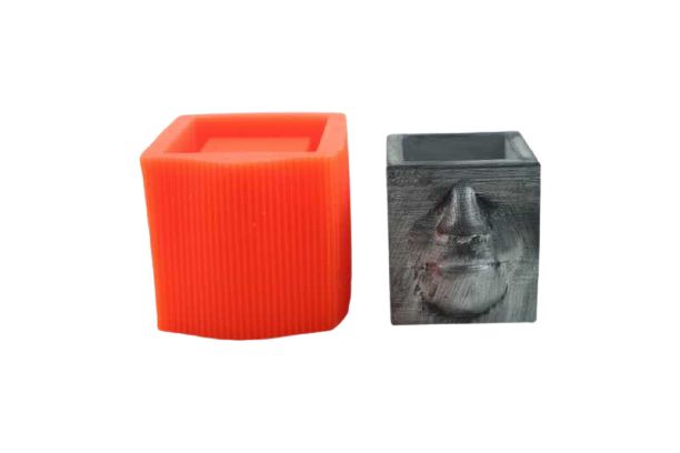 Yüz Kabartmalı Beton Saksı Silikon Kalıp B-44